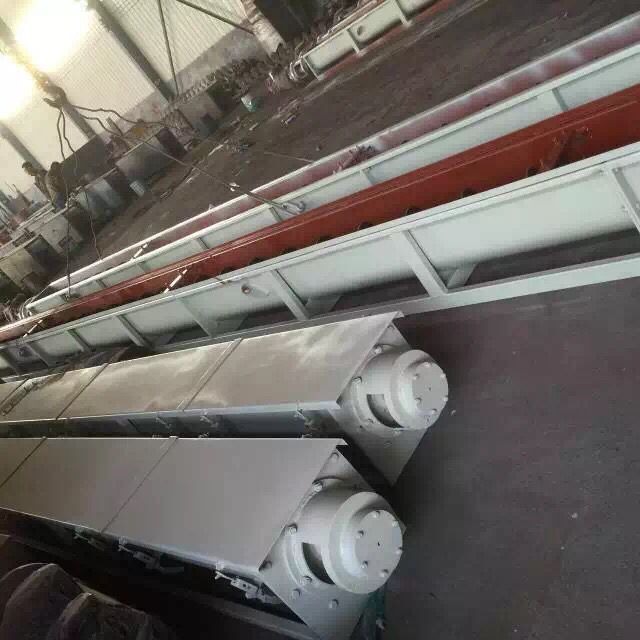 全封閉式無軸（zhóu）螺旋輸（shū）送機